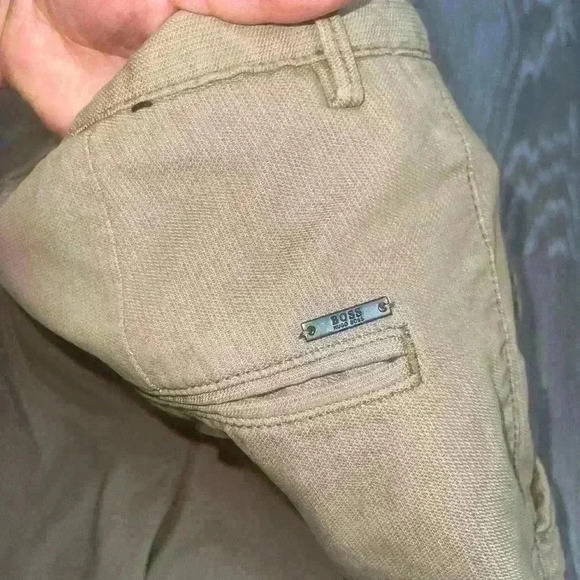 BOSS HUGO BOSS MENS SHORT 9” Size 30R - - Picture 5 of 7